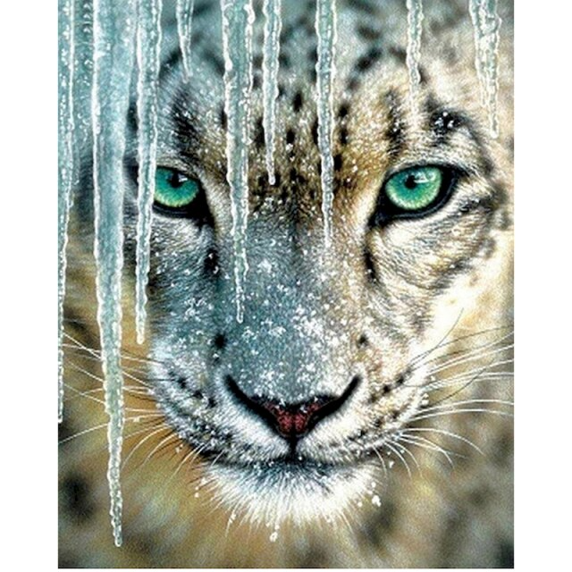 Stearing leopard diamond painting