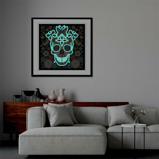 The Skull - Glow in the dark Diamond Painting