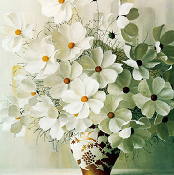 Elegant White Flowers in Vase Diamond Painting